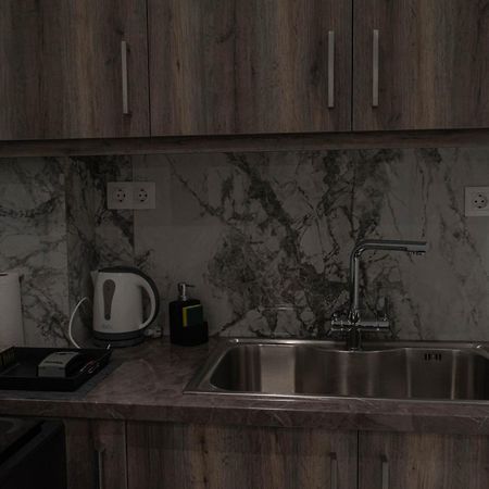 Athens Jacuzzi Apartment Екстер'єр фото