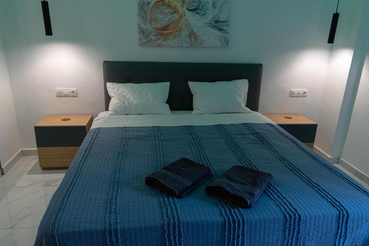 Athens Jacuzzi Apartment Екстер'єр фото
