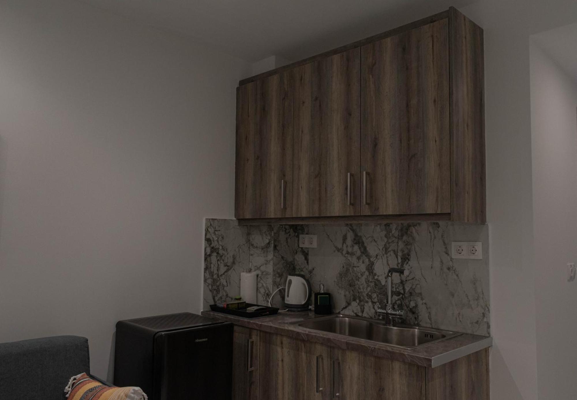 Athens Jacuzzi Apartment Екстер'єр фото