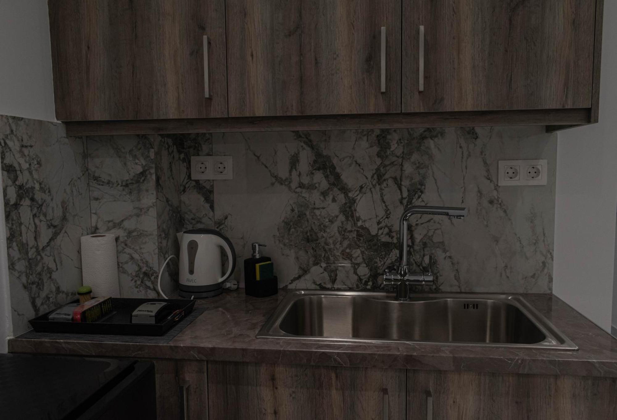 Athens Jacuzzi Apartment Екстер'єр фото